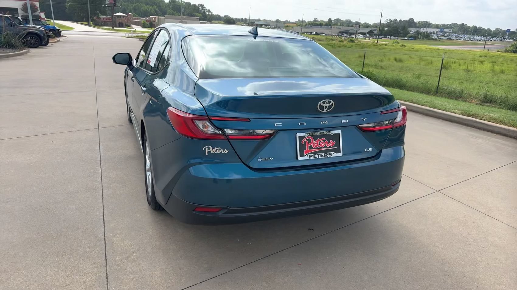 Used 2025 Toyota Camry LE FWD image 7