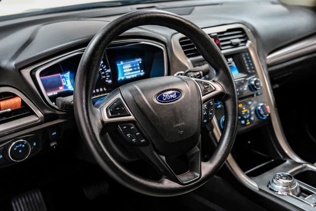 Used 2018 Ford Fusion S image 21