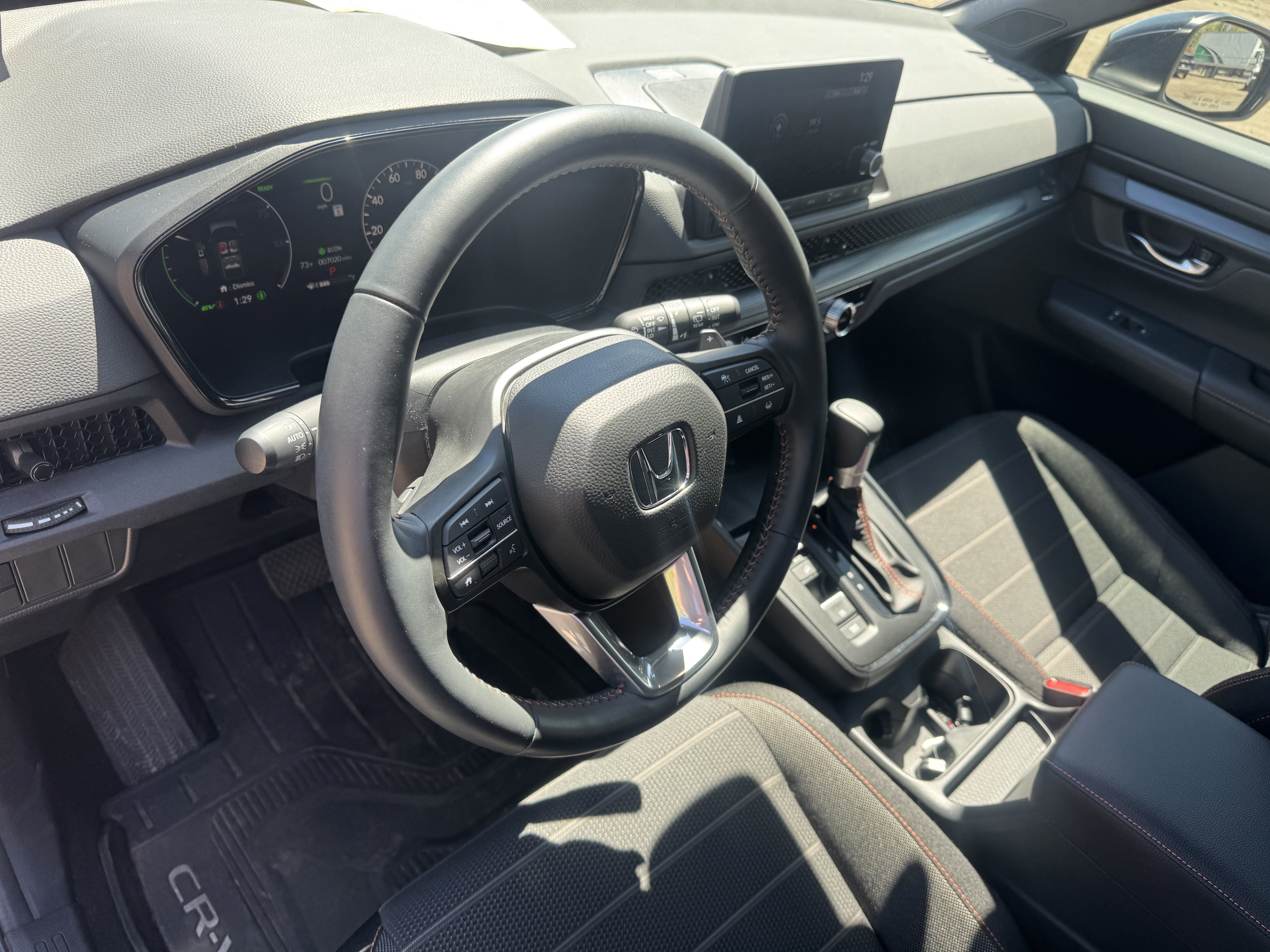 Used 2025 Honda CR-V Sport image 12