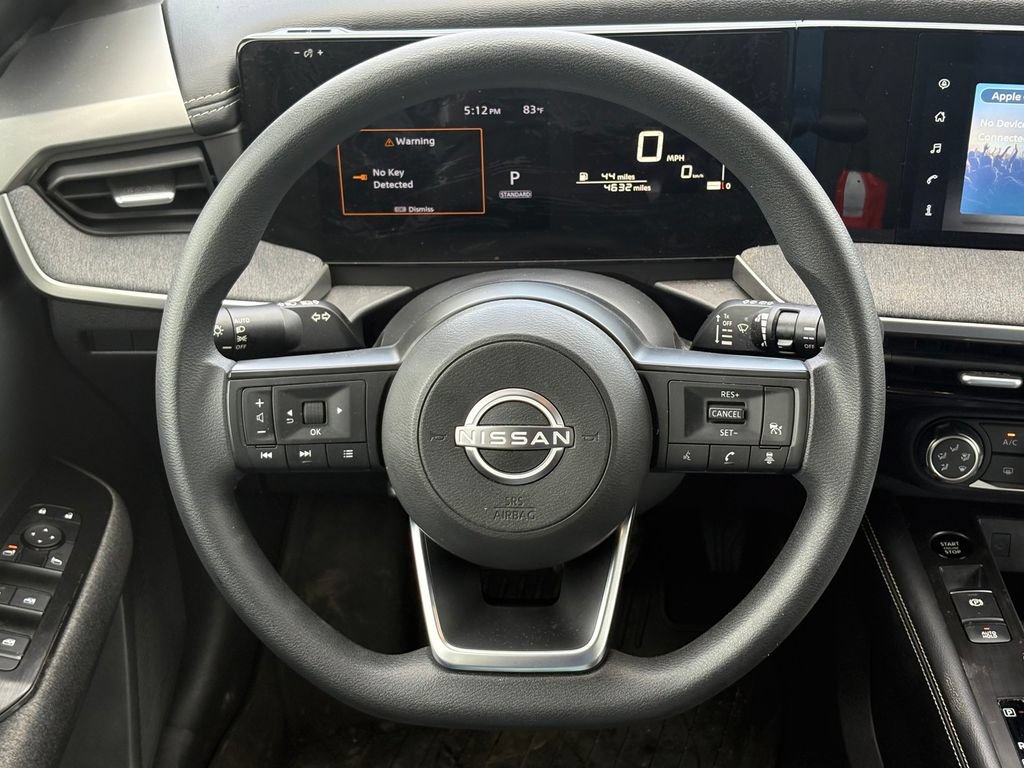 Used 2025 Nissan Kicks SV AWD/4WD image 30