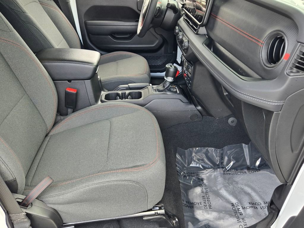 Used 2024 Jeep Wrangler Unlimited Rubicon image 19