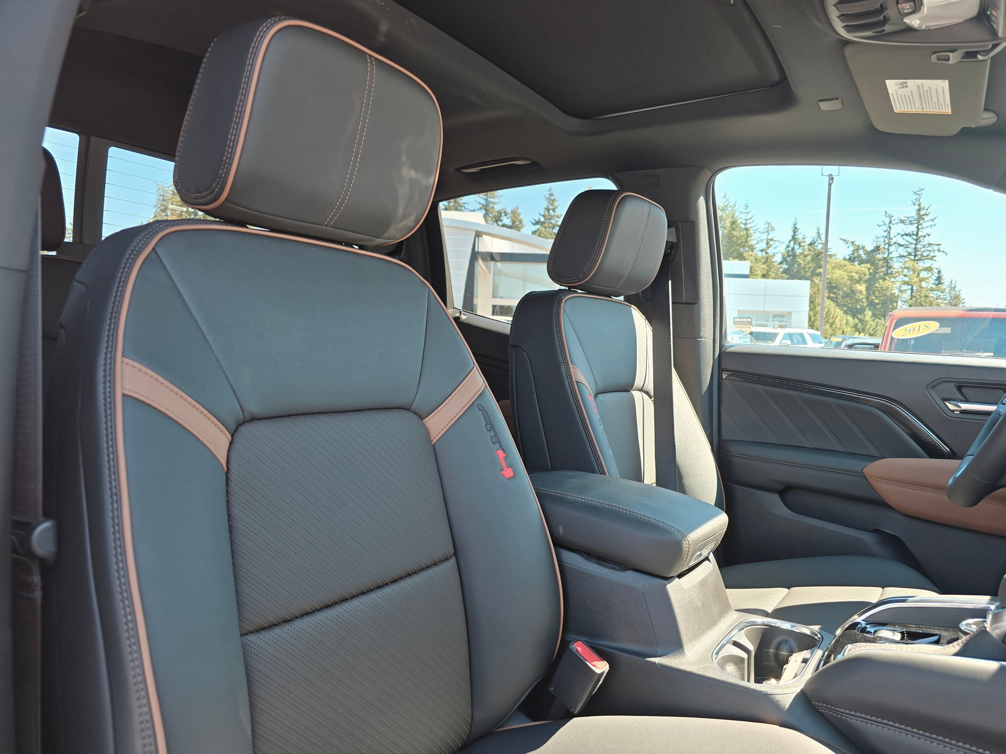 New 2026 GMC Canyon AT4 w/ Technology Plus Package image 10