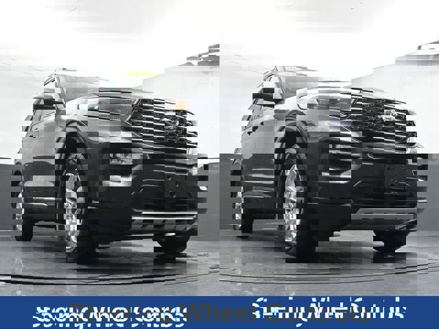 Used 2023 Ford Explorer XLT w/ Equipment Group 202A image 22