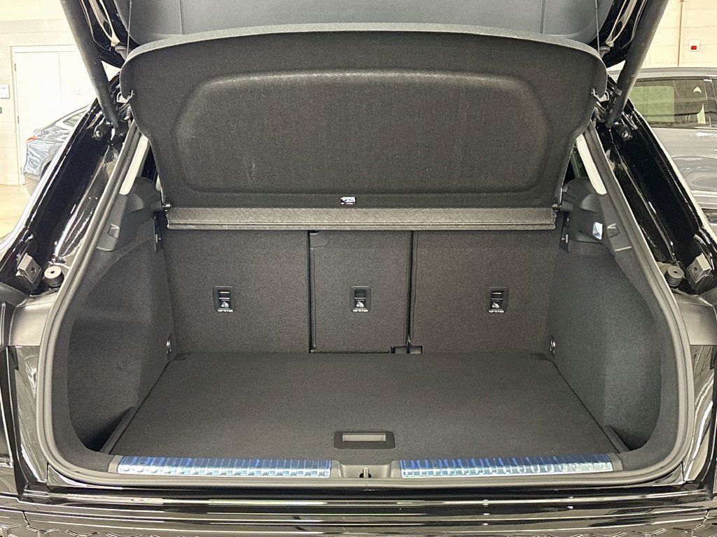 New 2026 Audi Q3 quattro 2.0T AWD/4WD image 24