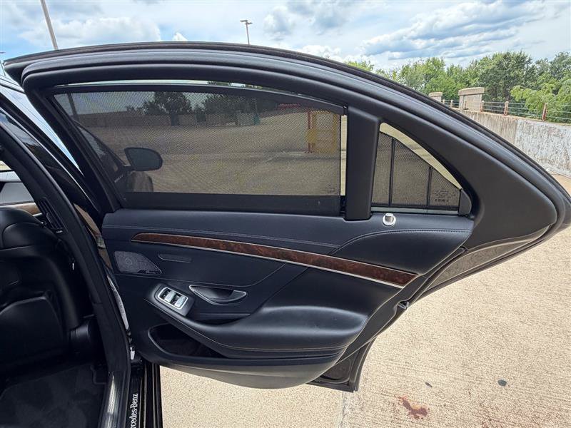Used 2015 Mercedes-Benz S 550 4MATIC Sedan image 40