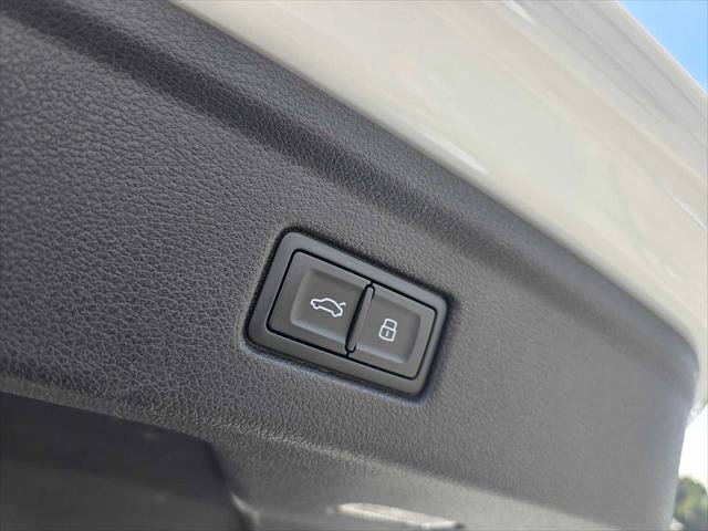 Used 2023 Audi S5 Premium Plus w/ Premium Plus Package AWD/4WD image 15