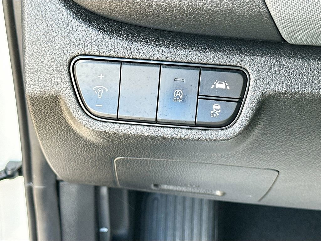 Certified 2023 Kia Seltos LX image 10