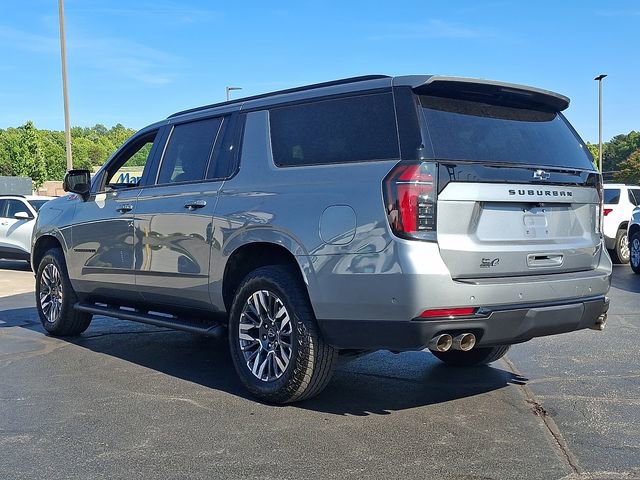 Used 2025 Chevrolet Suburban Z71 AWD/4WD image 4