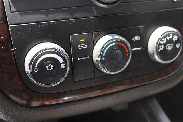 Used 2014 Chevrolet Impala Limited LS FWD image 17