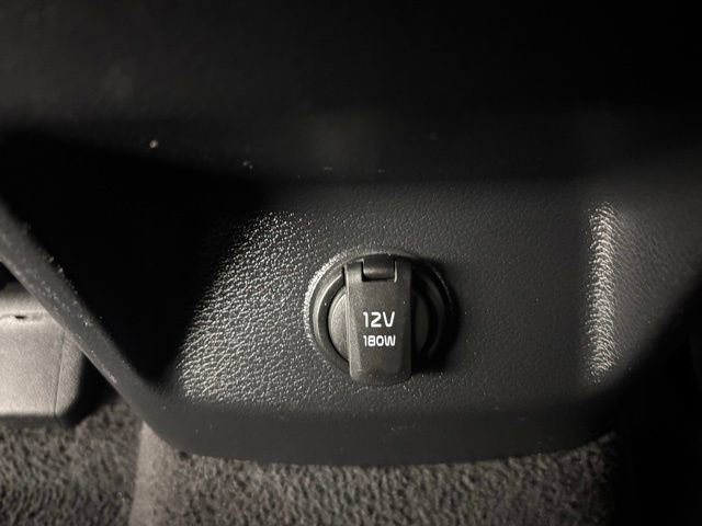 Used 2022 Kia Telluride SX w/ Towing Package FWD image 18