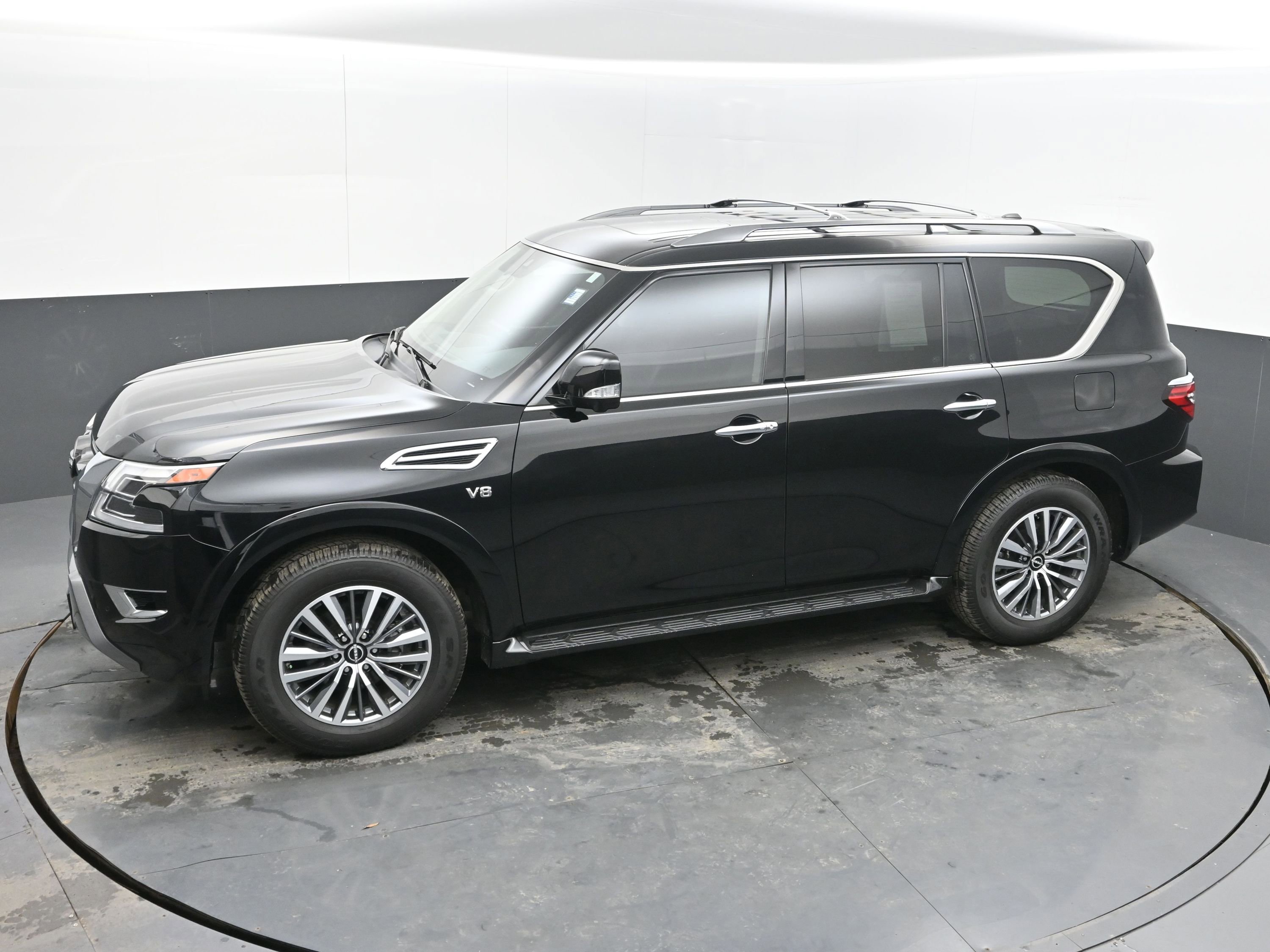 Used 2022 Nissan Armada SL image 32