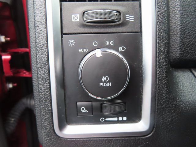 Used 2014 RAM 2500 Limited image 35