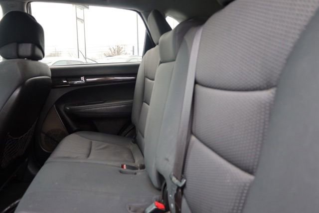 Used 2012 Kia Sorento LX w/ Third Row Pkg image 27