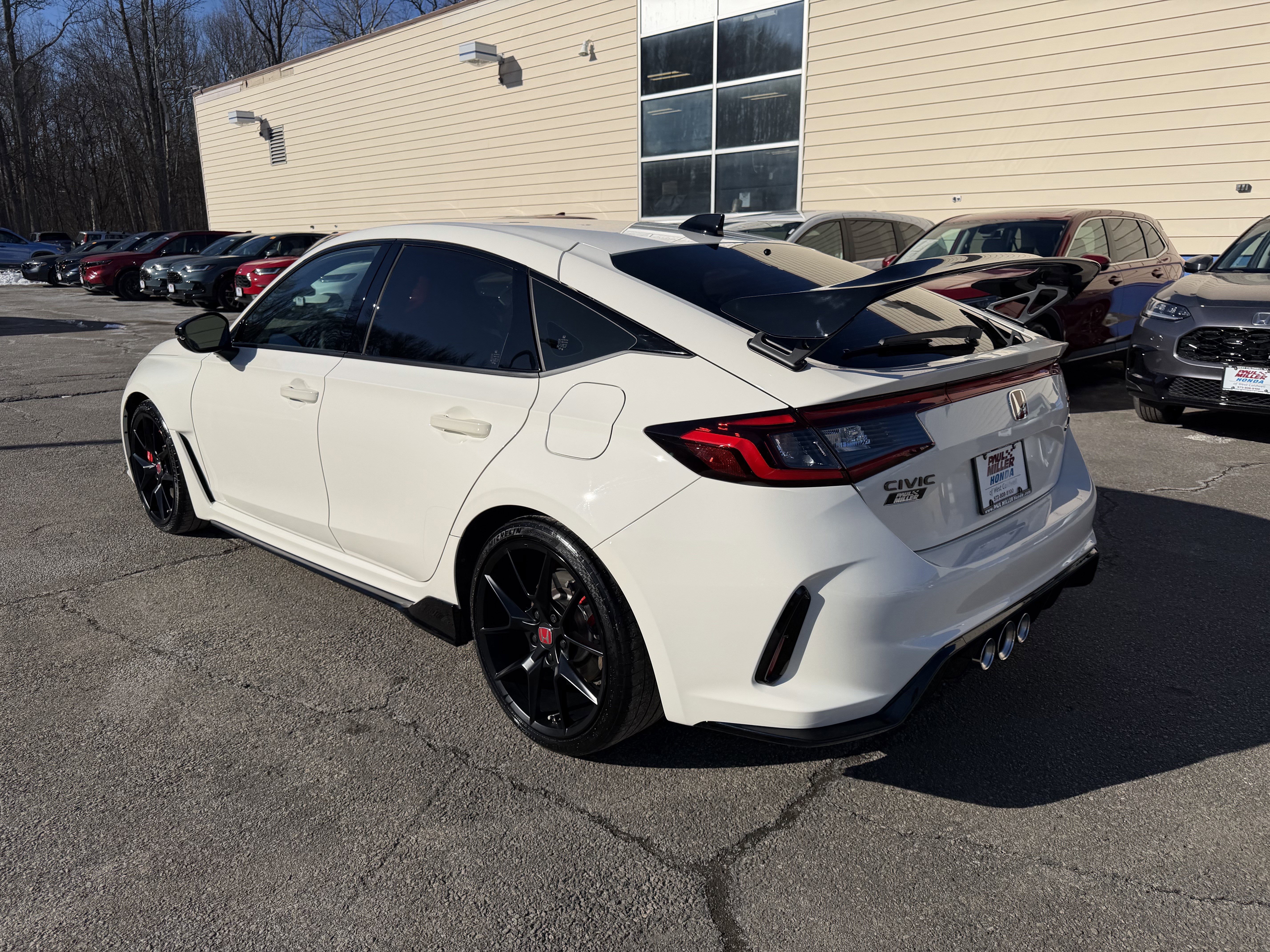 Used 2024 Honda Civic Type R image 4