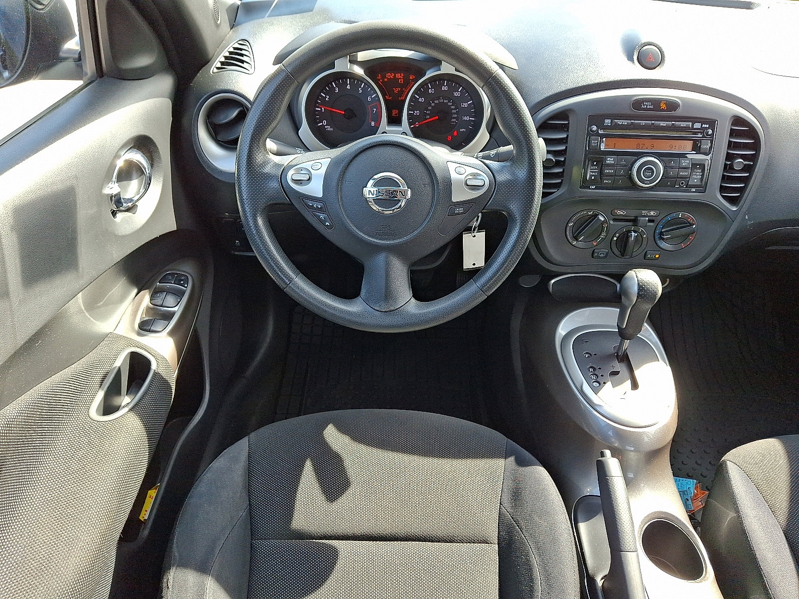 Used 2012 Nissan Juke S image 14