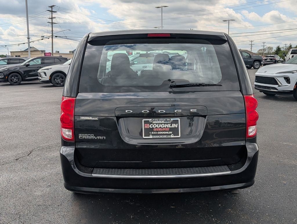 Used 2016 Dodge Grand Caravan American Value Package image 6