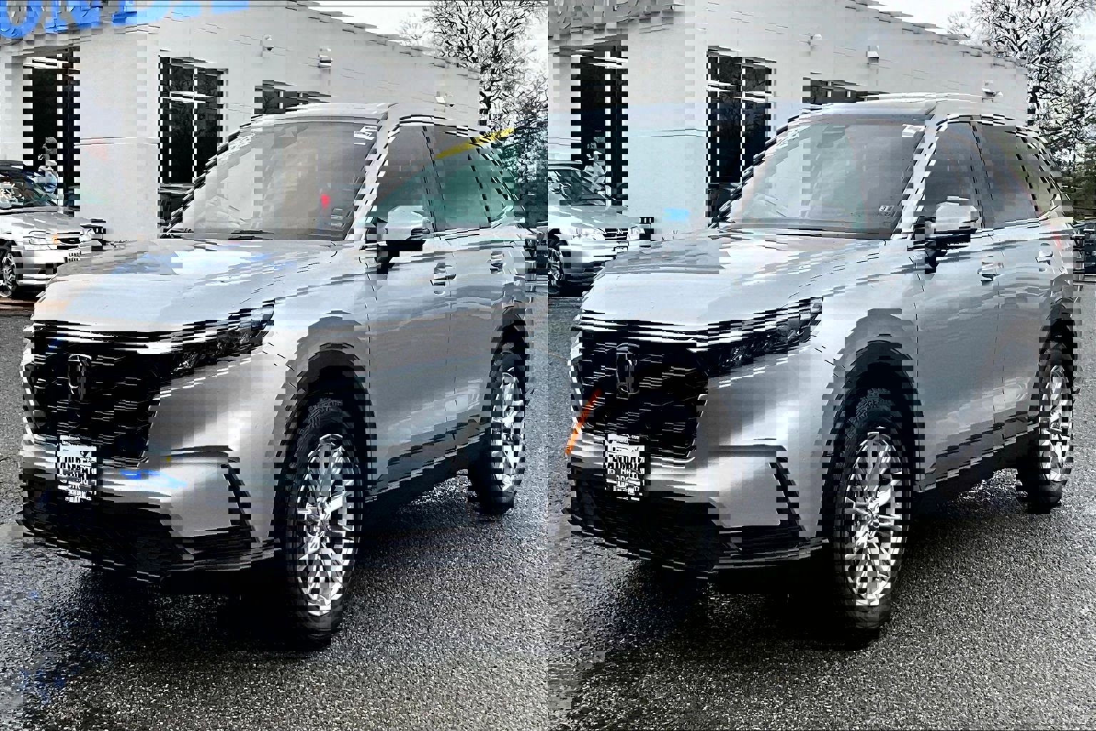 Used 2023 Honda CR-V EX image 1