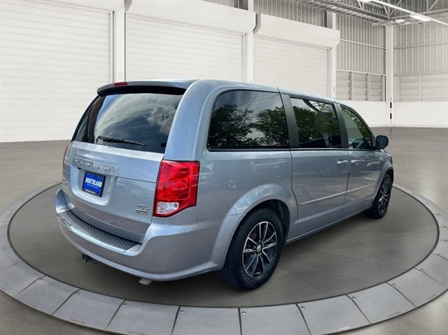 Used 2015 Dodge Grand Caravan R/T FWD image 5