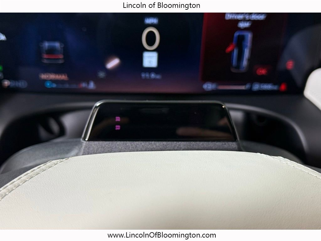 New 2026 Lincoln Aviator Black Label w/ Jet Appearance Package image 28