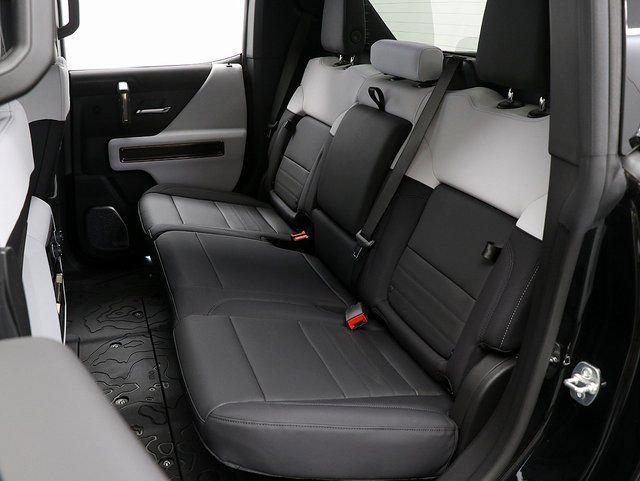 New 2025 GMC Hummer EV 2X AWD/4WD image 15