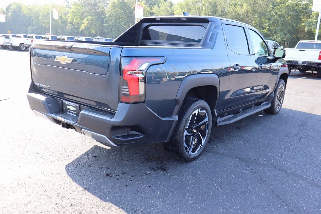 New 2026 Chevrolet Silverado EV LT w/ LPO, Gameday Tailgate Package AWD/4WD image 29