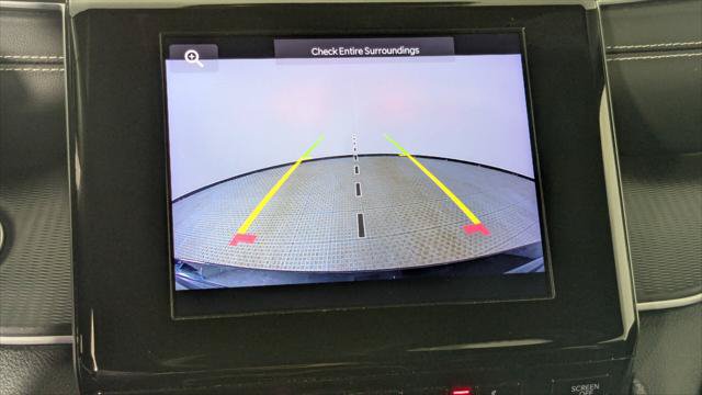 Used 2024 Jeep Grand Cherokee Altitude RWD image 28