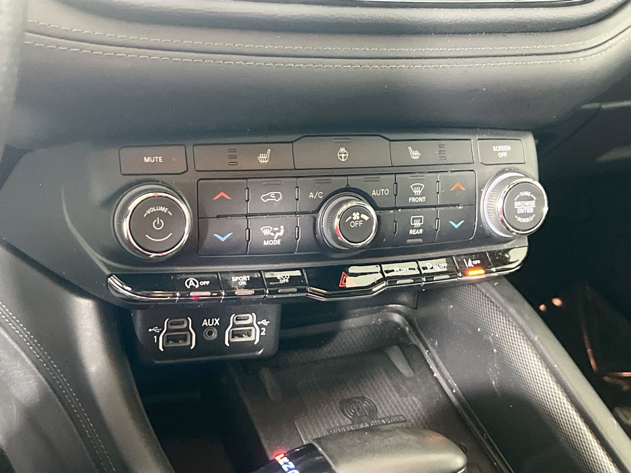 Used 2022 Dodge Durango GT image 16