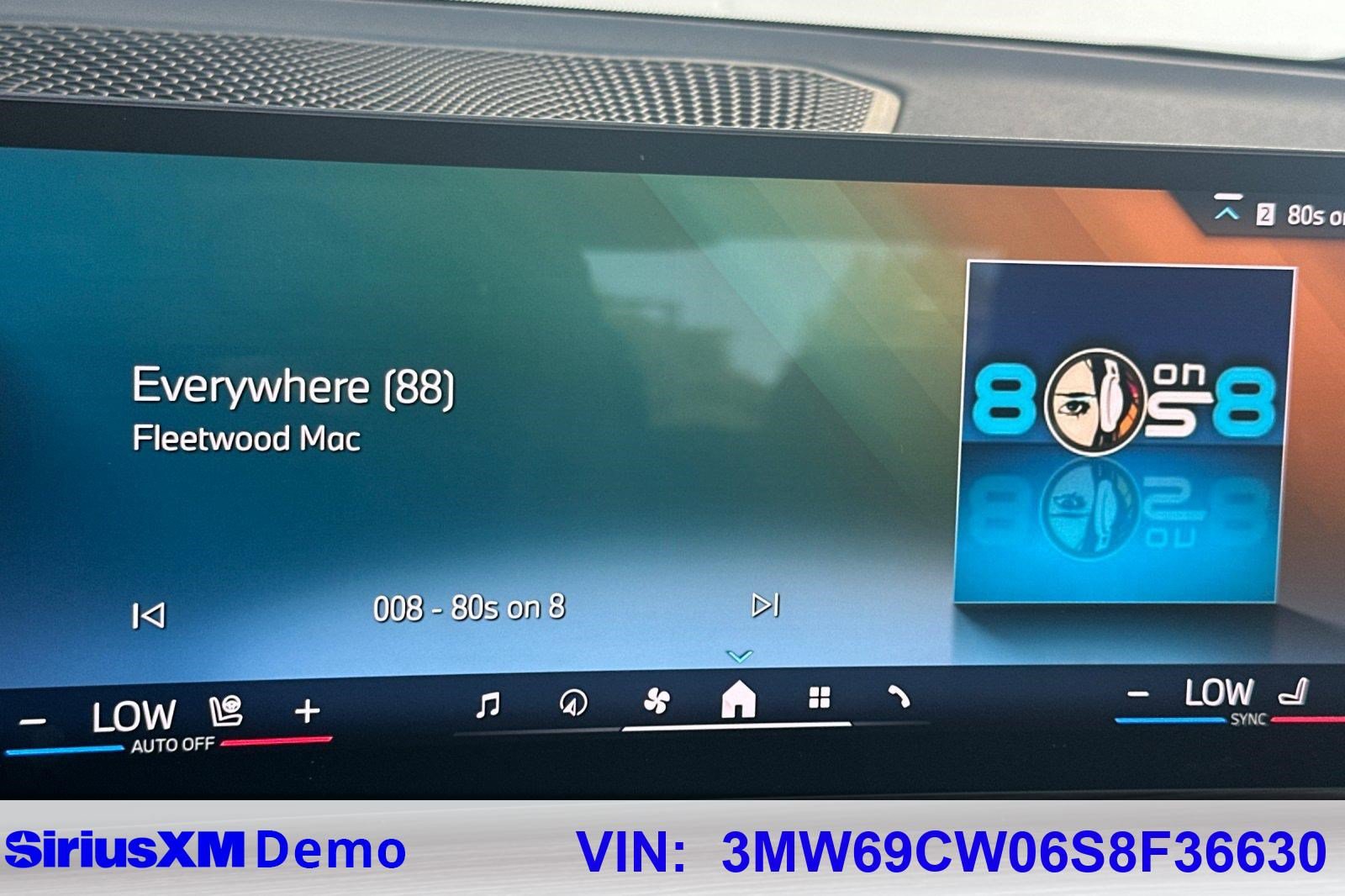 Used 2025 BMW 330i Sedan w/ Premium Package RWD image 39