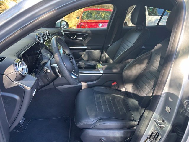 Used 2026 Mercedes-Benz GLC 300 4MATIC image 12