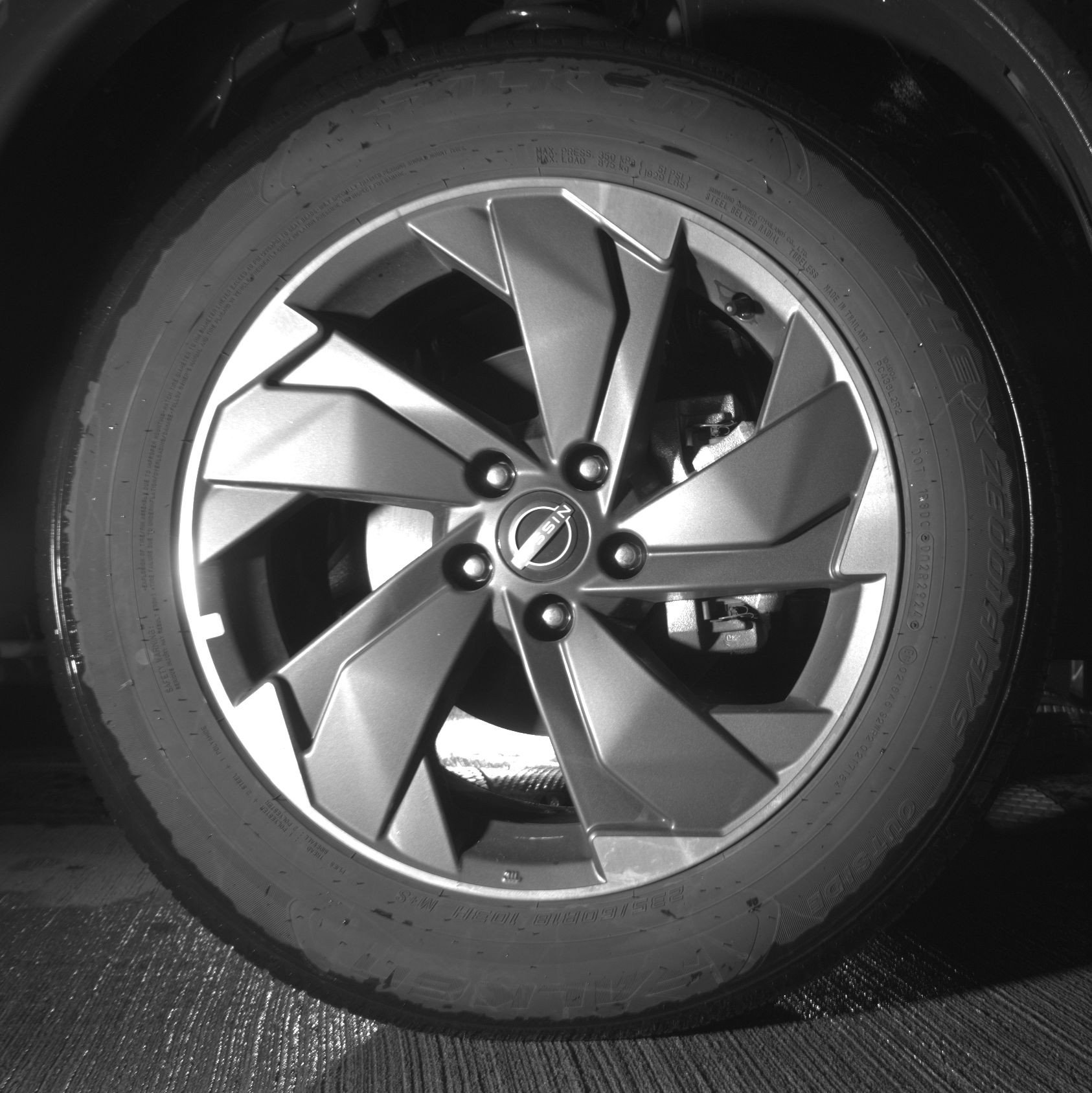 Used 2025 Nissan Rogue SV image 13