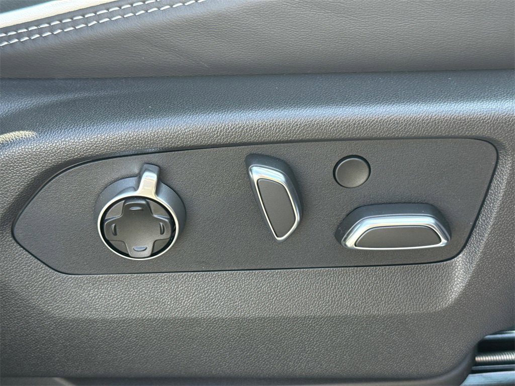 New 2026 GMC Sierra 2500 AT4X image 40