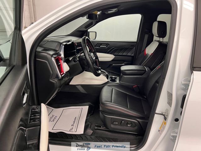 Used 2023 GMC Canyon AT4X image 27