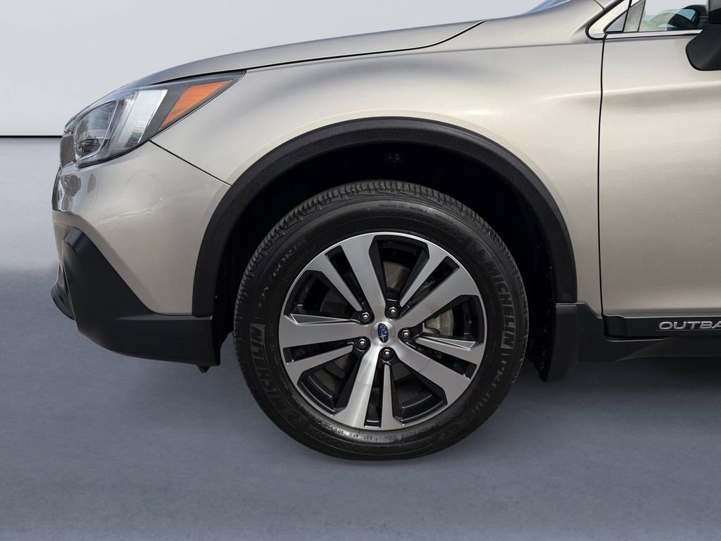 Used 2019 Subaru Outback 2.5i Limited image 9
