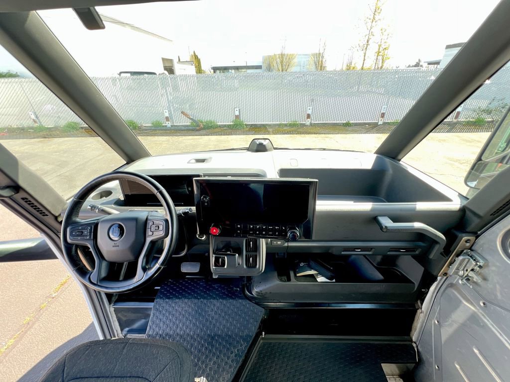 Used 2023 Chevrolet Brightdrop 600 w/ Active Safety Package 2 image 10