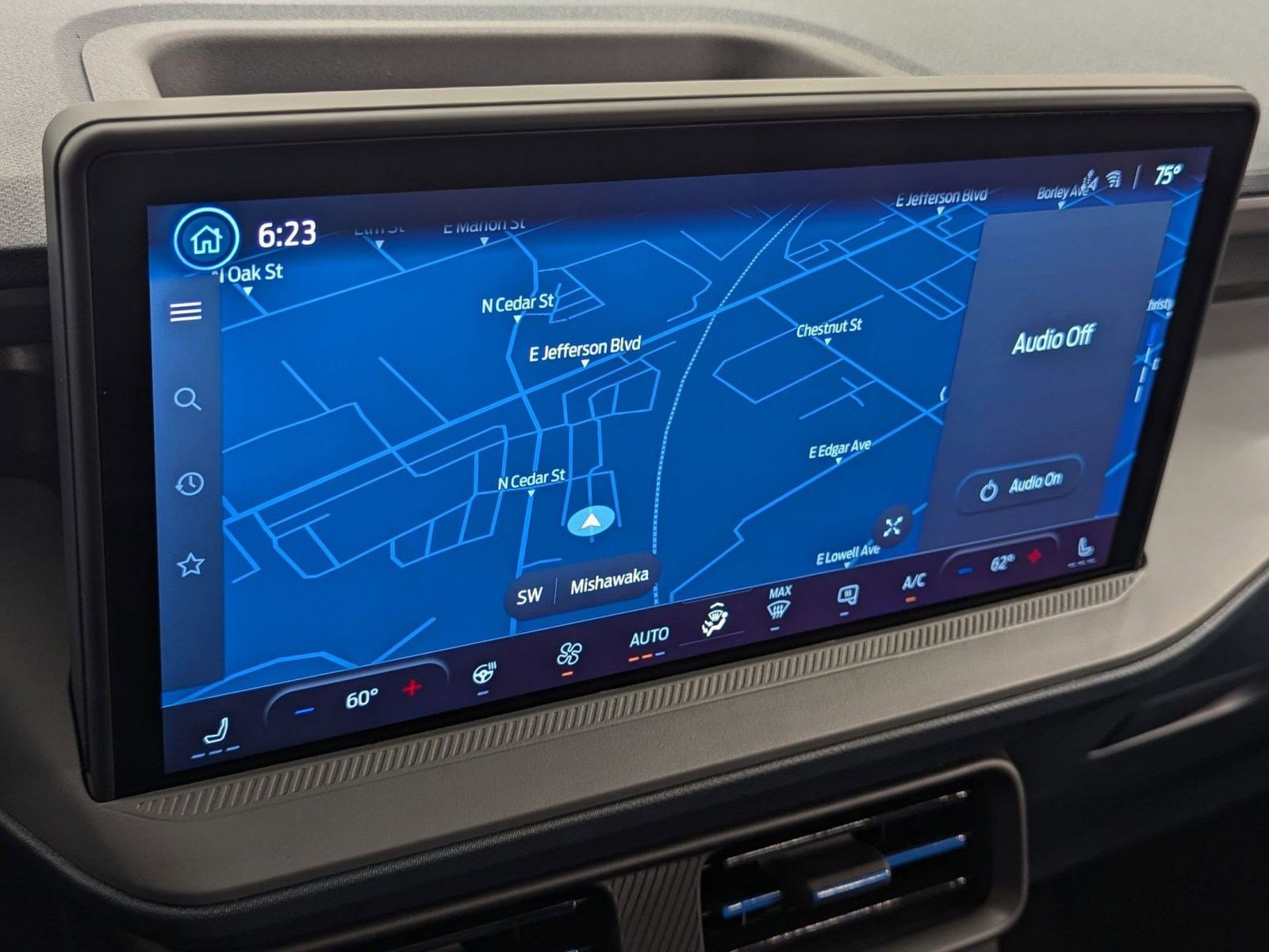 New 2025 Ford Maverick Lobo image 26