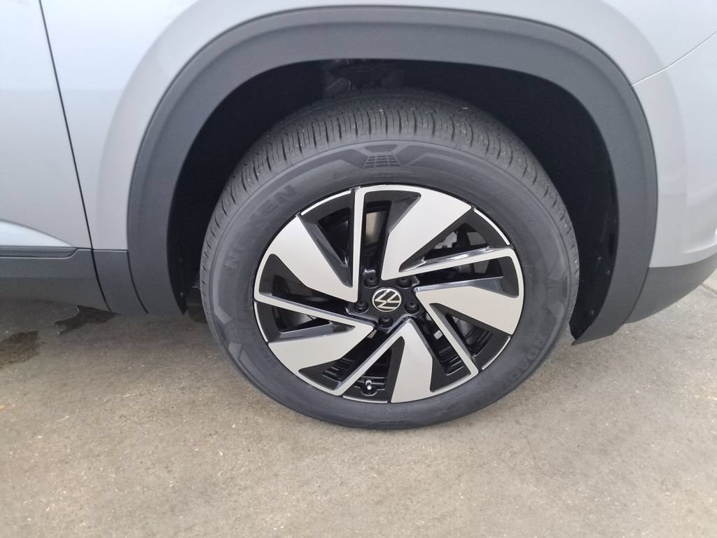 Used 2026 Volkswagen Atlas SE w/ Panoramic Sunroof Package FWD image 27