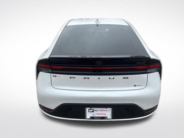 Used 2023 Toyota Prius XLE image 4