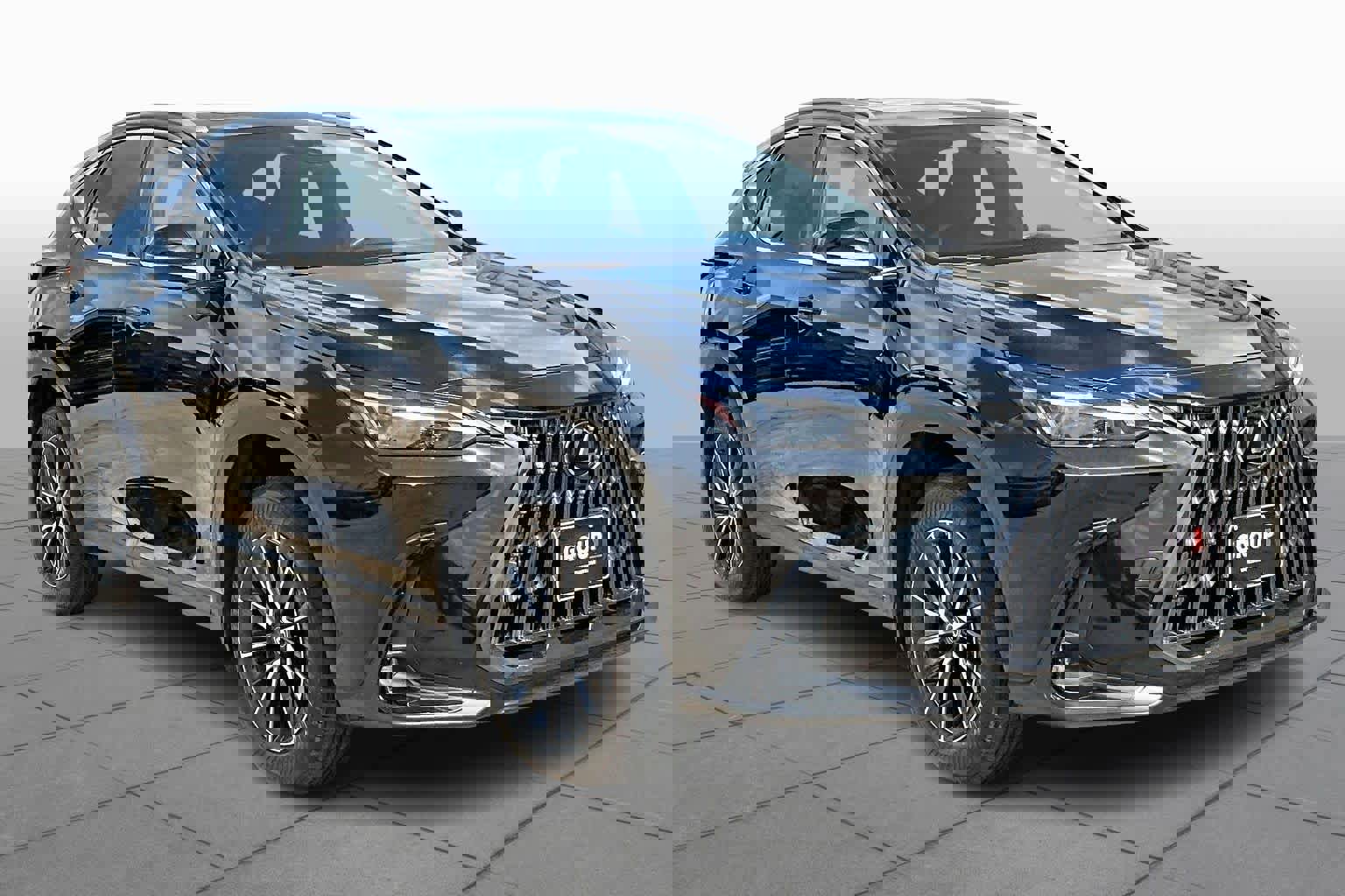 Used 2024 Lexus NX 350 AWD image 3