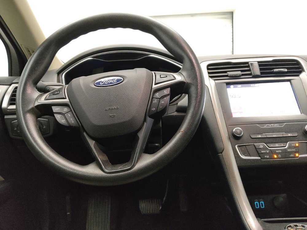 Used 2019 Ford Fusion S FWD image 22
