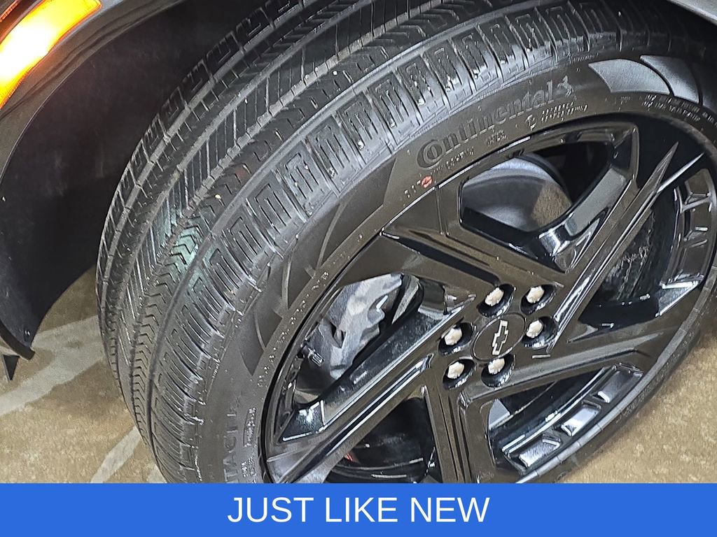 Used 2024 Chevrolet Equinox EV RS w/ Active Safety Package 3 image 31