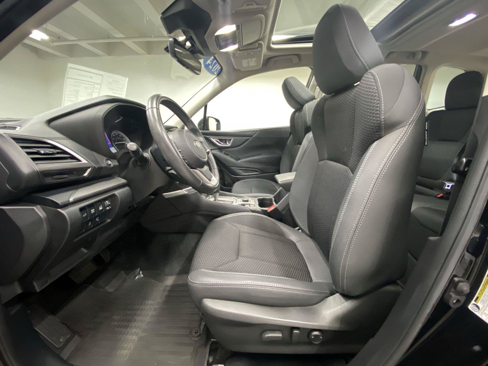 Used 2024 Subaru Forester Premium AWD/4WD image 17