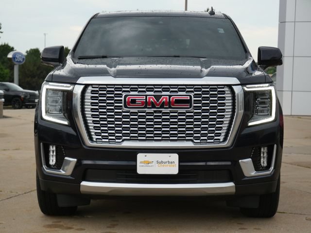 Used 2023 GMC Yukon XL Denali AWD/4WD image 2