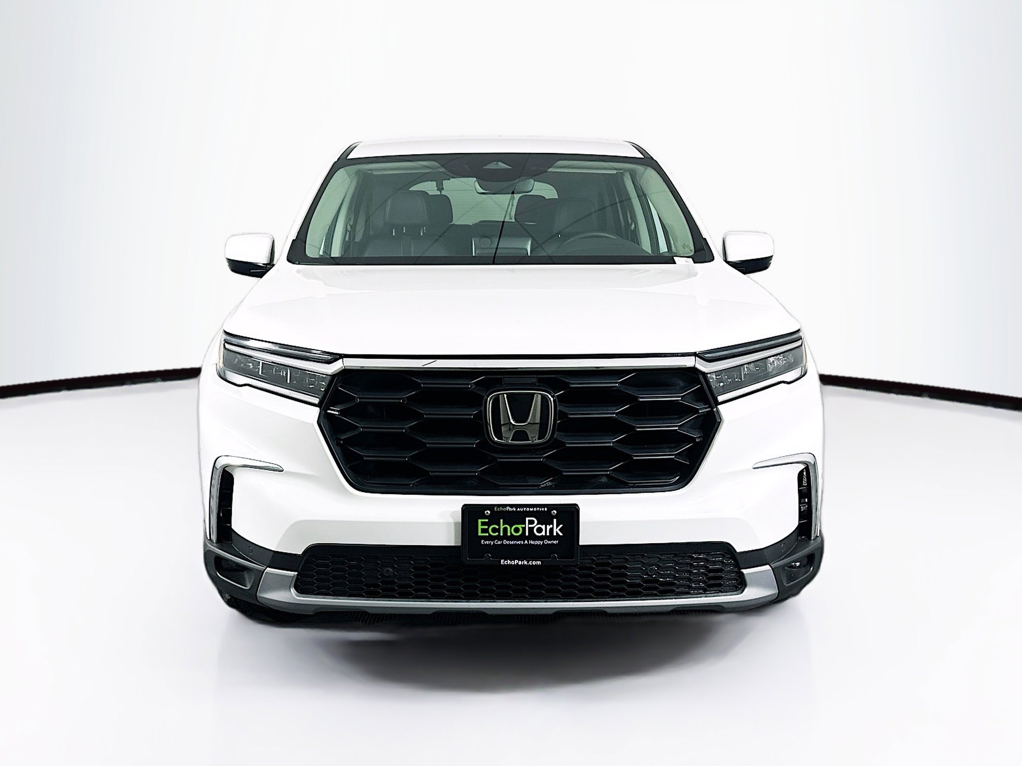 Used 2025 Honda Pilot EX-L image 2