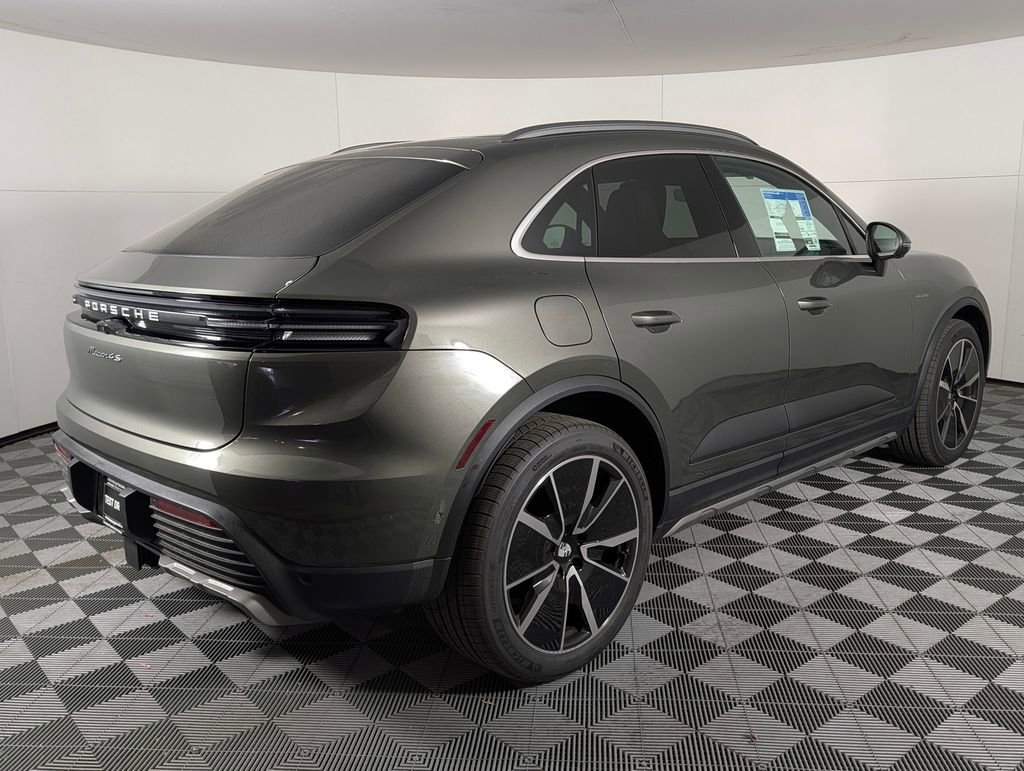 New 2026 Porsche Macan 4S Electric image 8