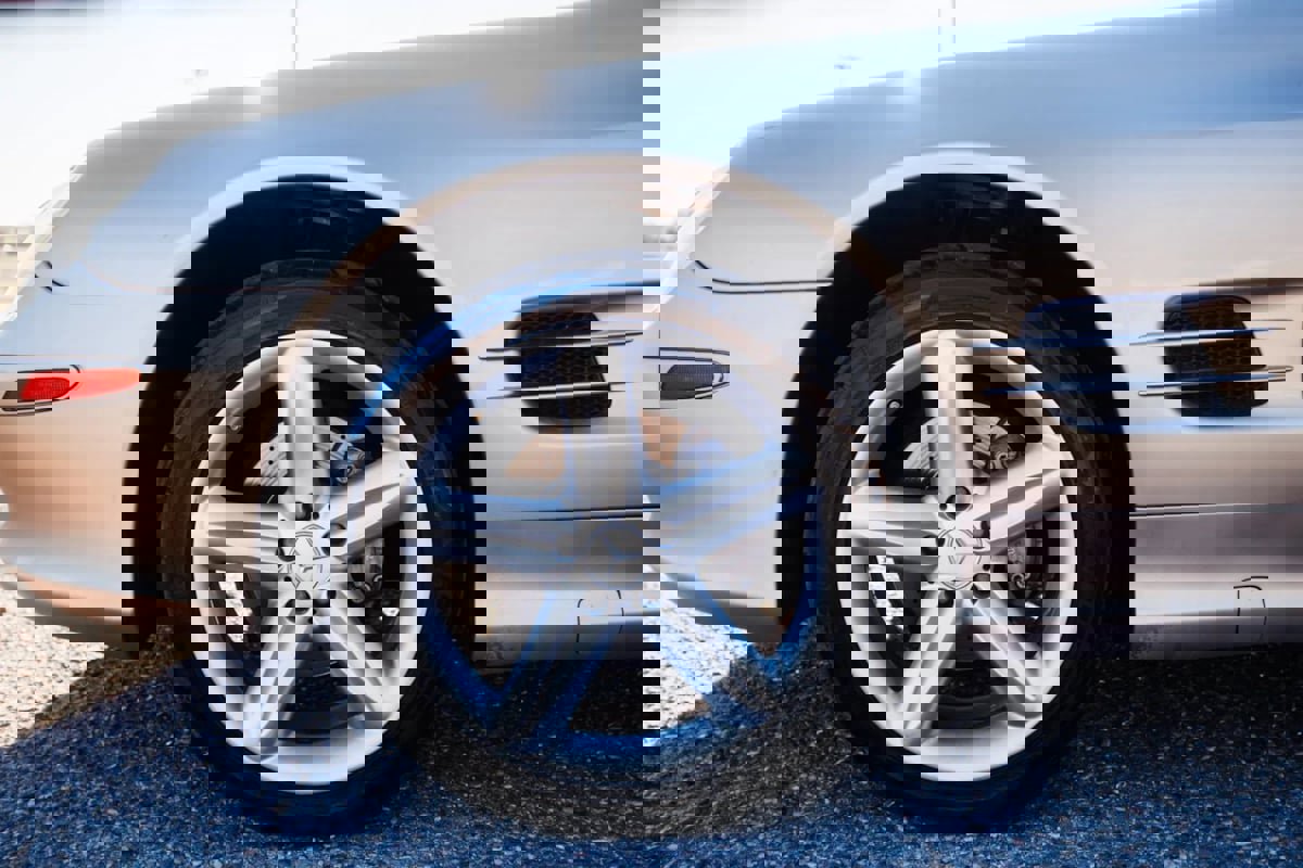 Used 2005 Mercedes-Benz SL 500 image 10