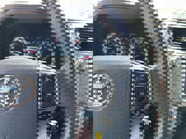 Used 2015 Toyota 4Runner SR5 image 10