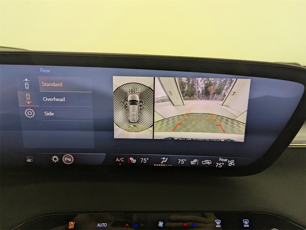 Used 2025 Buick Enclave Sport Touring w/ LPO, All-Weather Package image 26