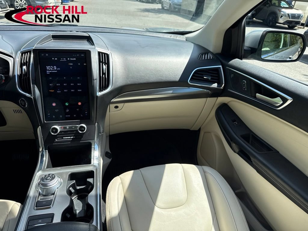 Used 2022 Ford Edge Titanium AWD/4WD image 30