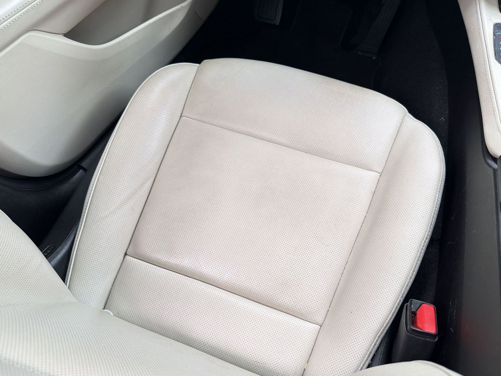 Used 2021 Cadillac CT4 Premium Luxury image 31