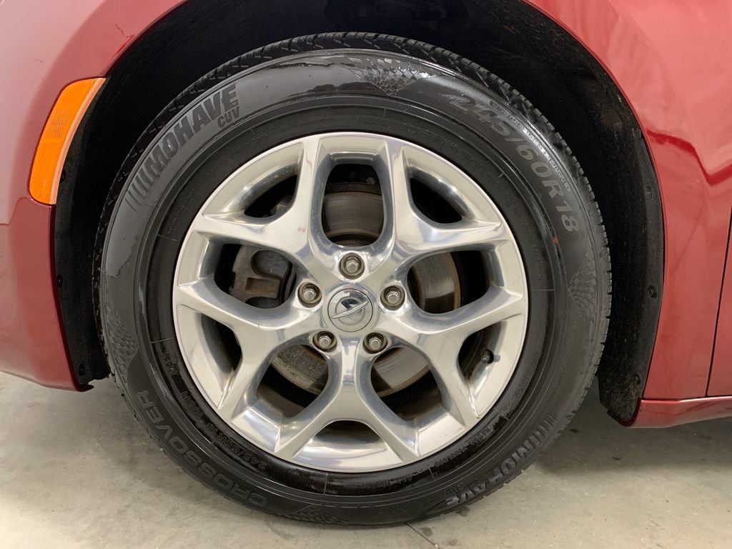 Used 2019 Chrysler Pacifica Limited FWD image 25